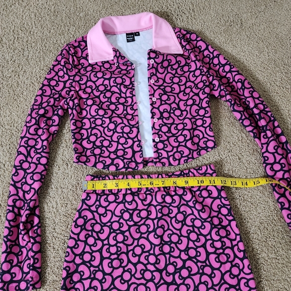 SHEIN x Hello Kitty Co-Ord Pink Bow Set - Picture 2 of 5